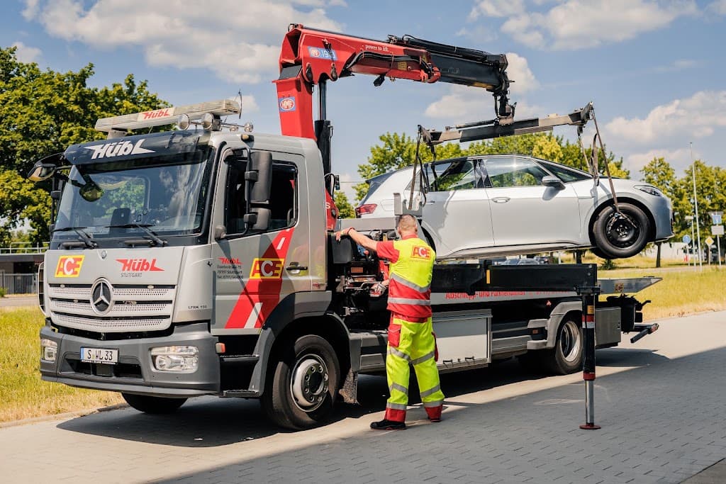 Hugo Hübl GmbH & Co. KG - Abschleppdienst Stuttgart