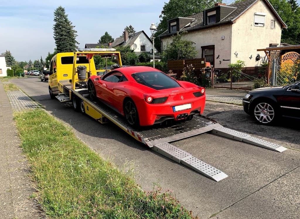 Abschleppdienst West