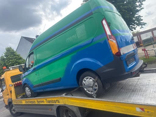 Abschleppdienst PKW & Bus — Kundenfoto