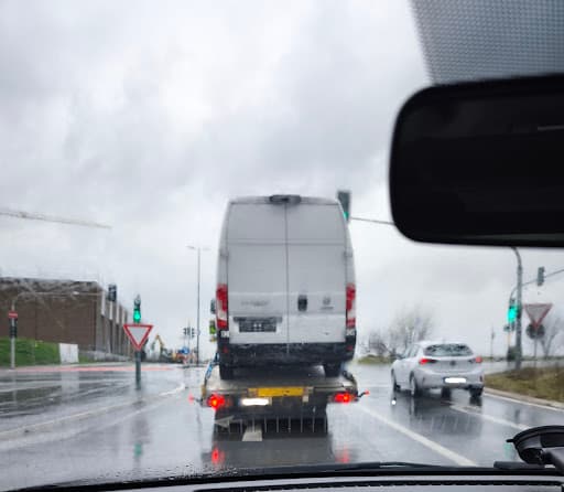 Abschleppdienst PKW & Bus — Kundenfoto