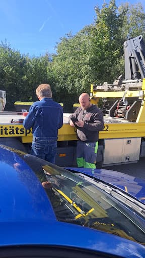 Abschleppdienst mit Werkstatt Hartmut Muhlack oHG Lübeck — Kundenfoto
