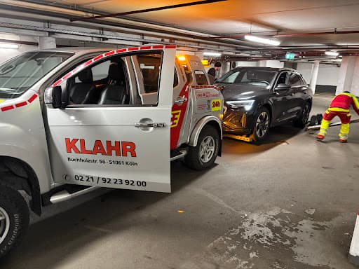 Sven Klahr GmbH & CoKG 24h Abschlepp-, Pannen- und Bergungsdienst f. PKW/ LKW — Kundenfoto