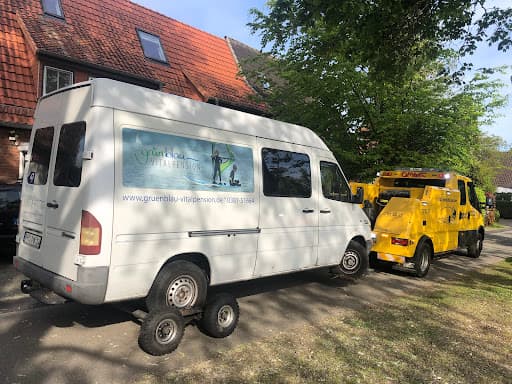 Autoservice Scholz Gmbh Abschleppdienst im Auftrag des ADAC — Kundenfoto