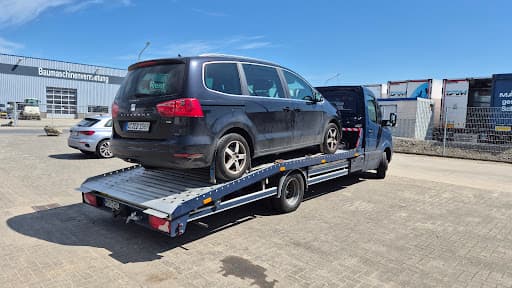 City Abschleppdienst/Towing service/Евакуатор/Sleepdienst — Kundenfoto