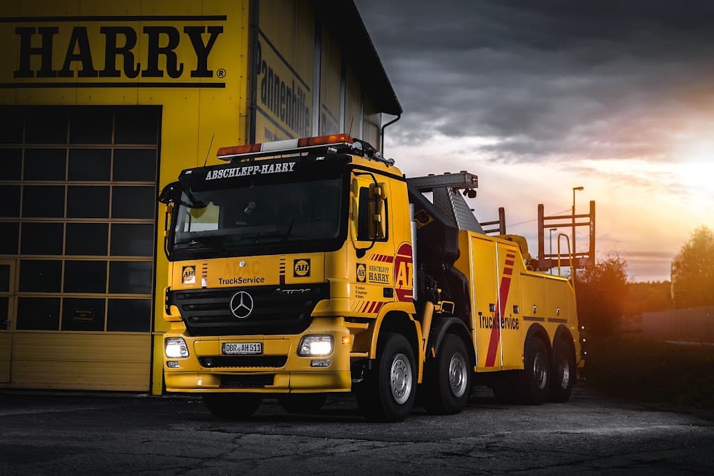 Abschlepp Harry Nachfolger GmbH - Ihr Abschleppdienst Rostock PKW & LKW